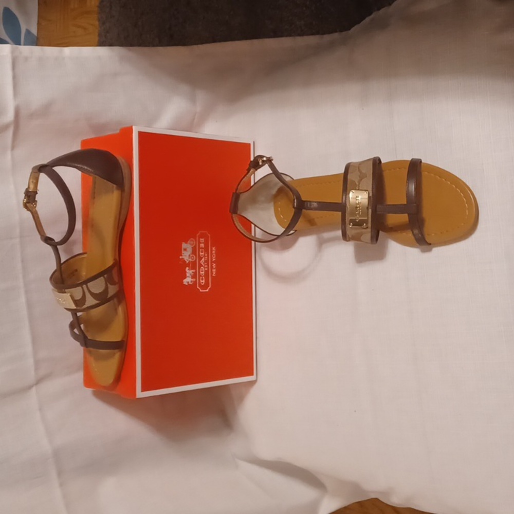 Coach Harriet Signature Sandals - Picture 3 of 3
